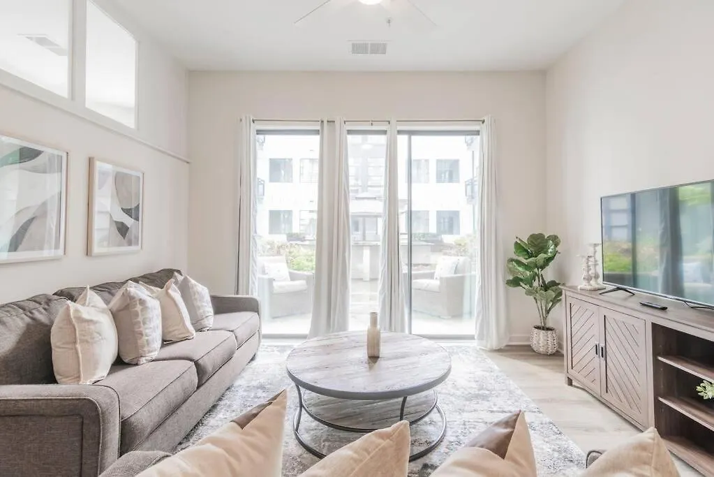 Charming Cozy Apartment With Wi-Fi & Free Parking Charlotte