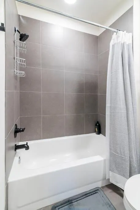 Charming Cozy Apartment With Wi-Fi & Free Parking Charlotte United States